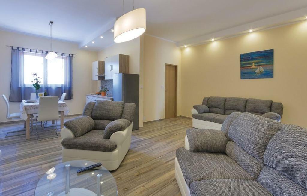 Apartments Klaudija Póla Kültér fotó